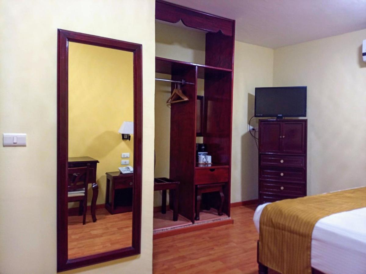 Hotel Madan Cardenas Exterior foto