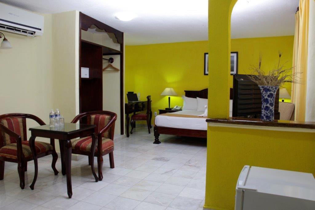 Hotel Madan Cardenas Exterior foto