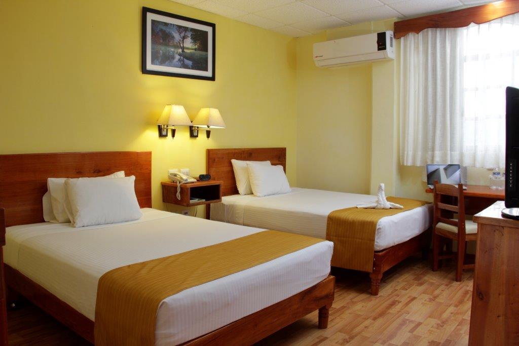 Hotel Madan Cardenas Exterior foto